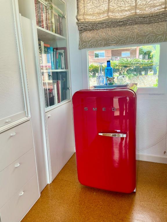 Breakfast nook with mini fridge